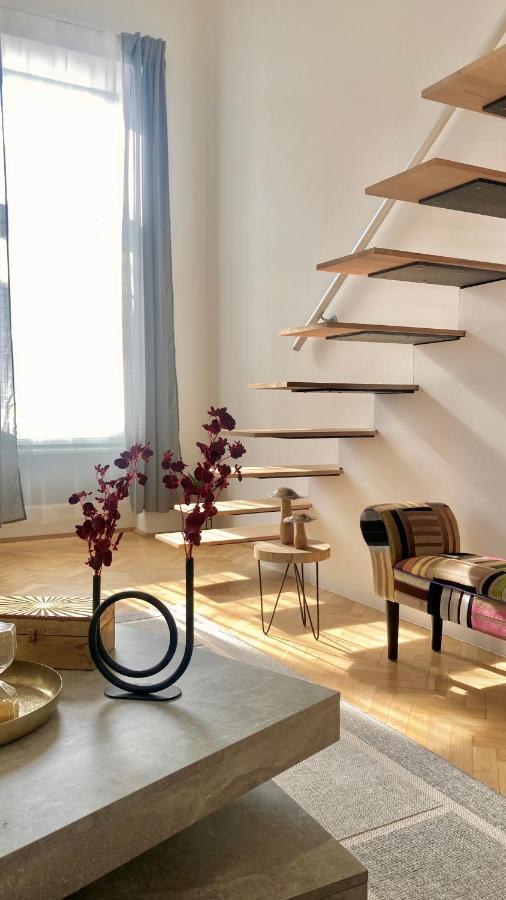 Brand New Sunny Apartment On Andrassy Street Будапеща Екстериор снимка